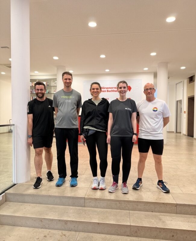 WWF Laufgruppe im Haus des Buches