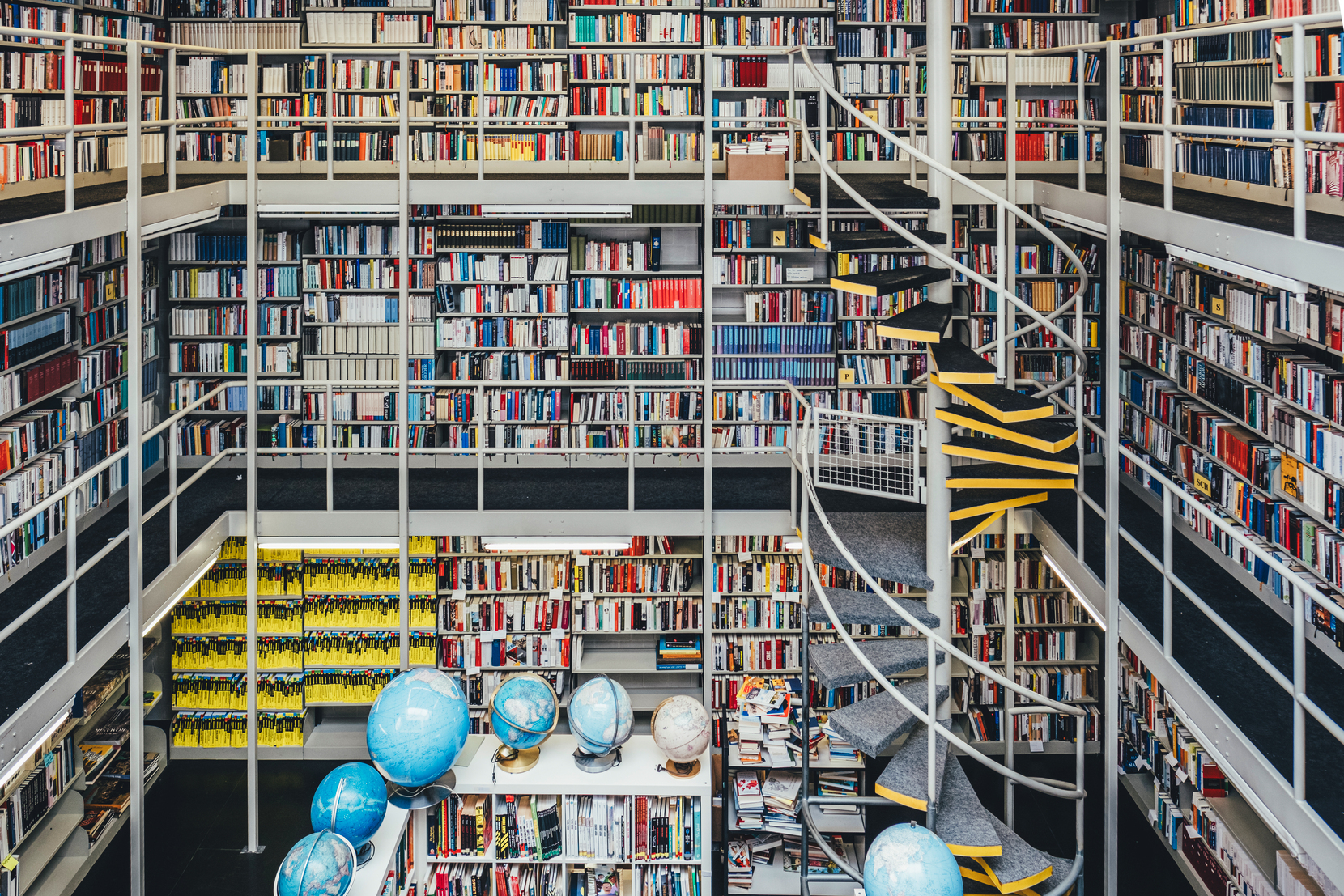 Innenansicht der Media-Campus-Bibliothek
